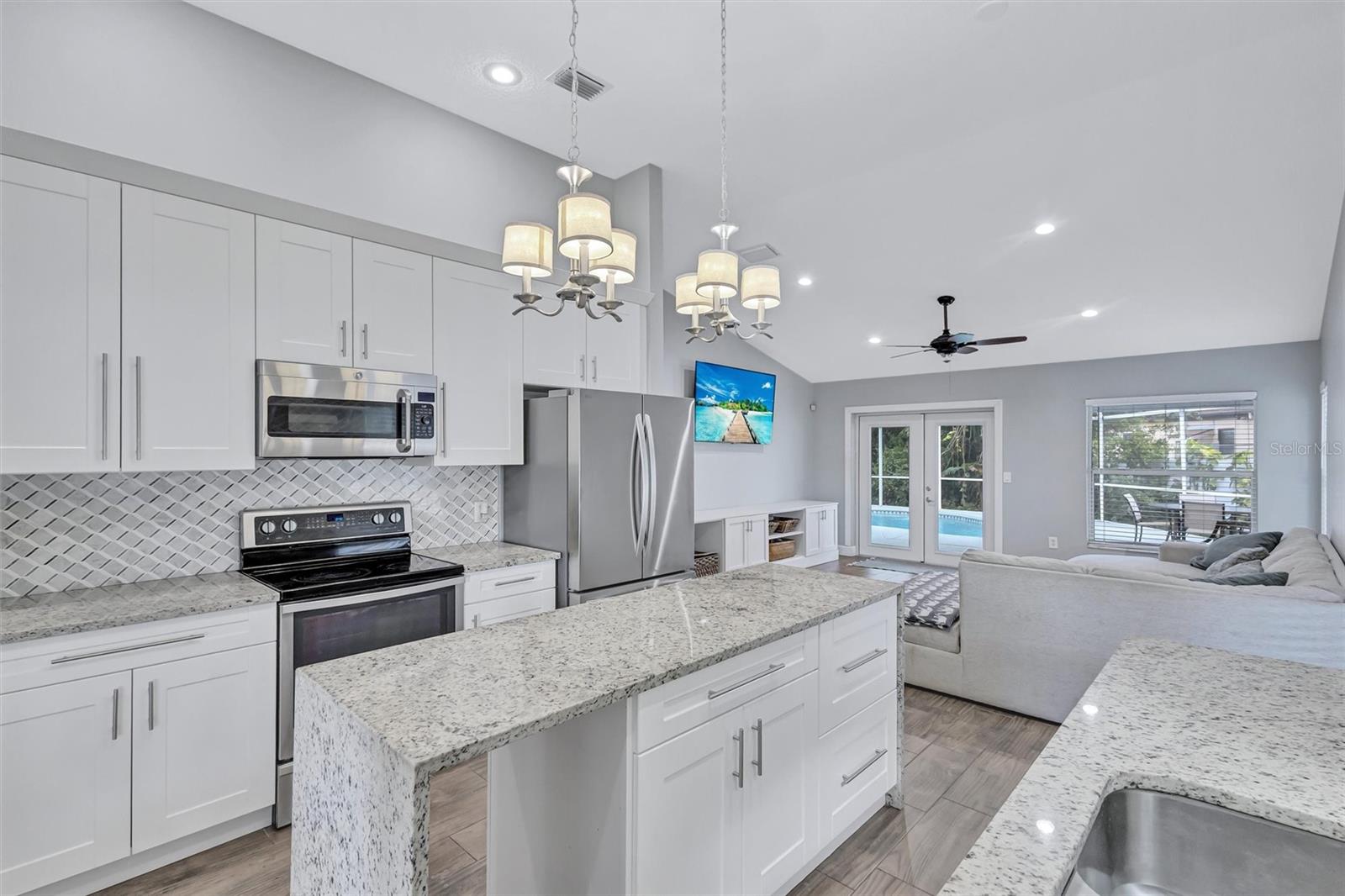 4909 6TH AVENUE E, BRADENTON, FL, 34208 3 4909 6TH AVENUE E