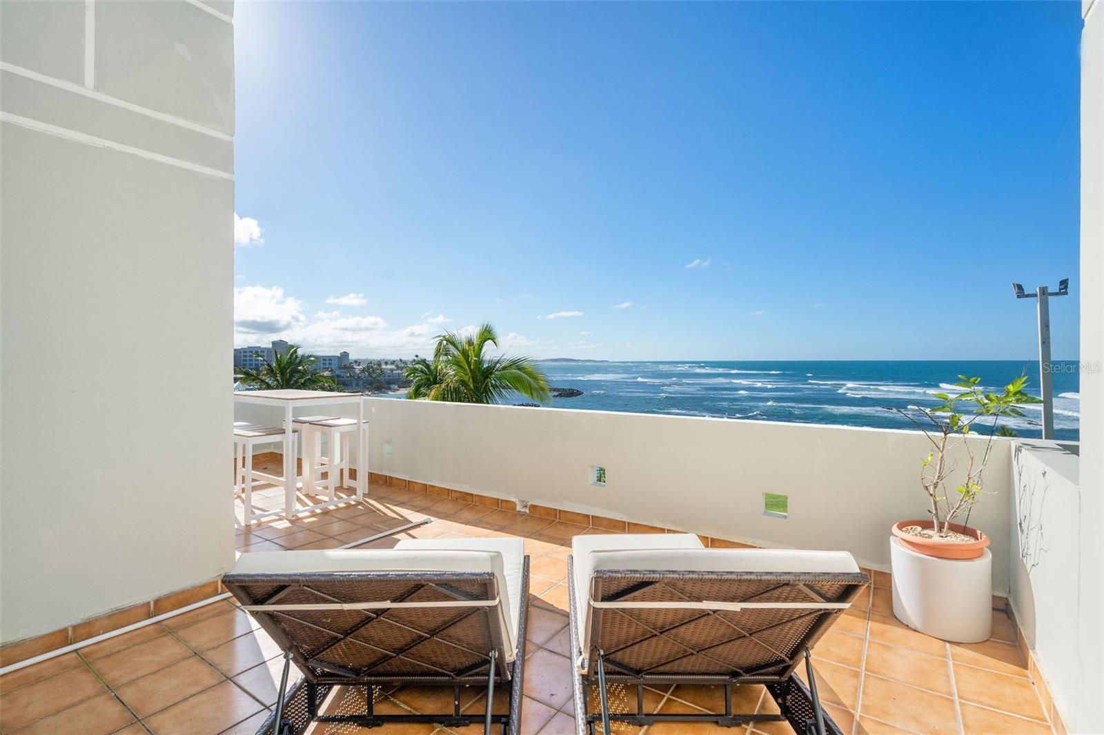 COSTA DORADO - Residential