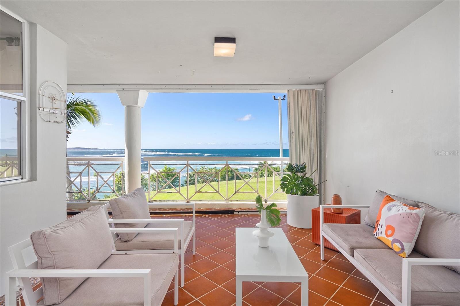 COSTA DORADO - Residential