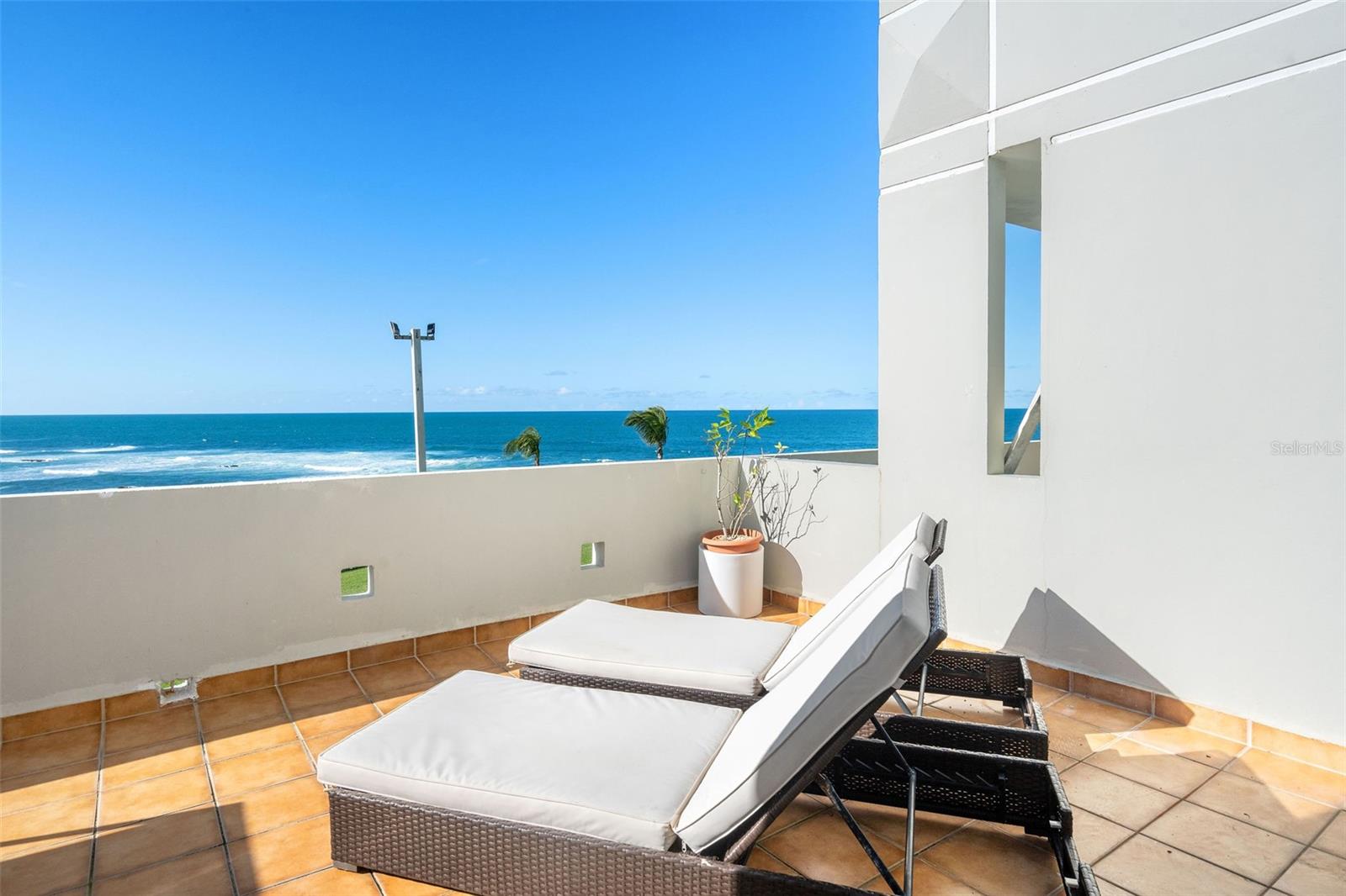 COSTA DORADO - Residential