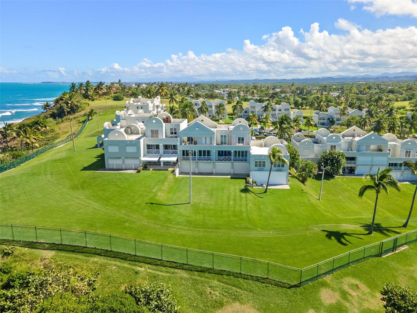 COSTA DORADO - Residential