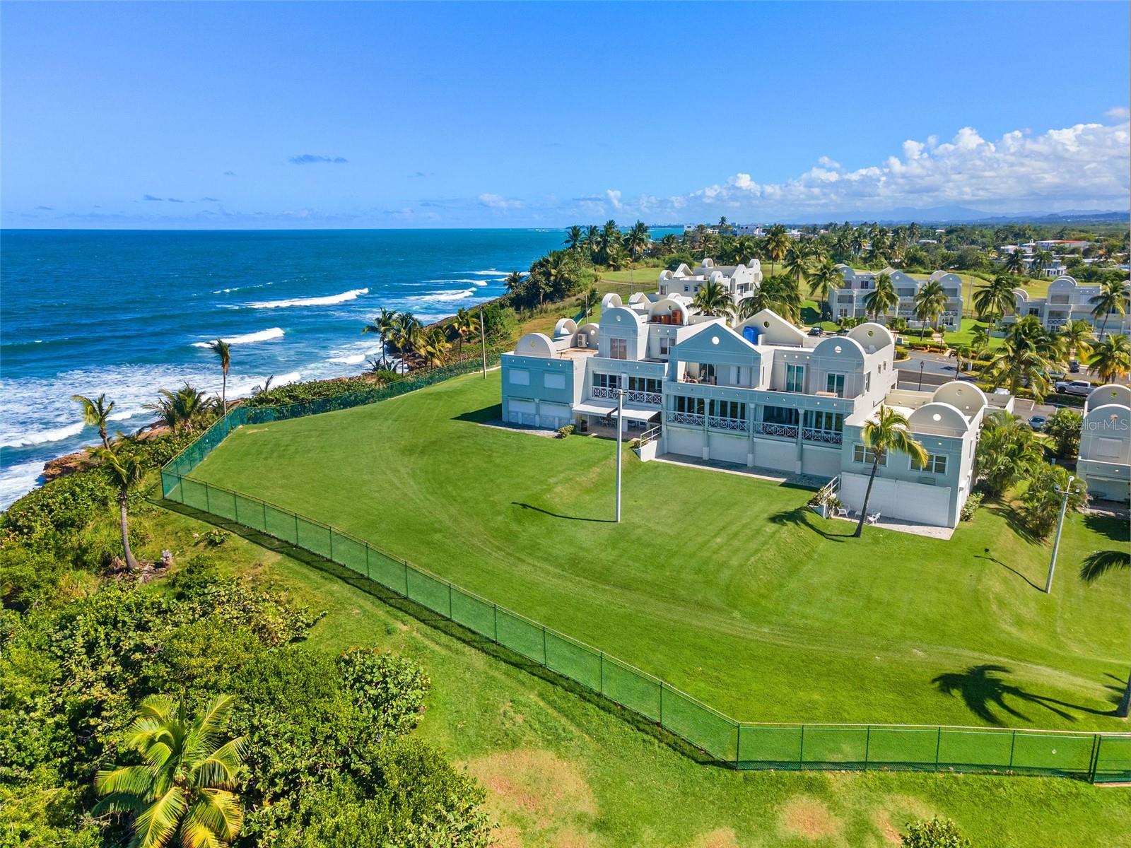 COSTA DORADO - Residential