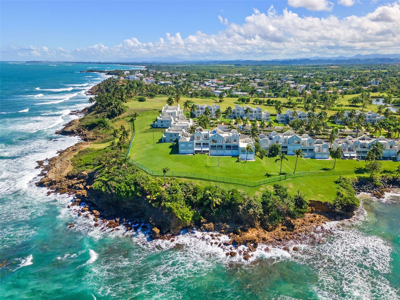 COSTA DORADO - Residential