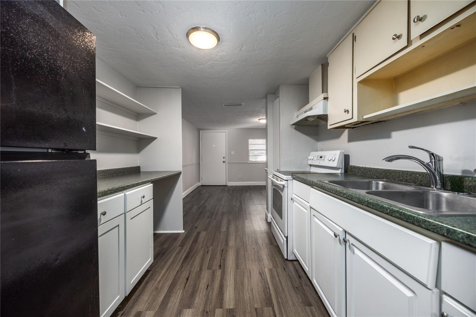 SHADY LAWN ESTATES - Residential Income