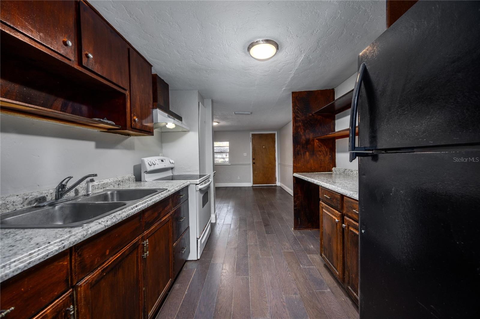 SHADY LAWN ESTATES - Residential Income