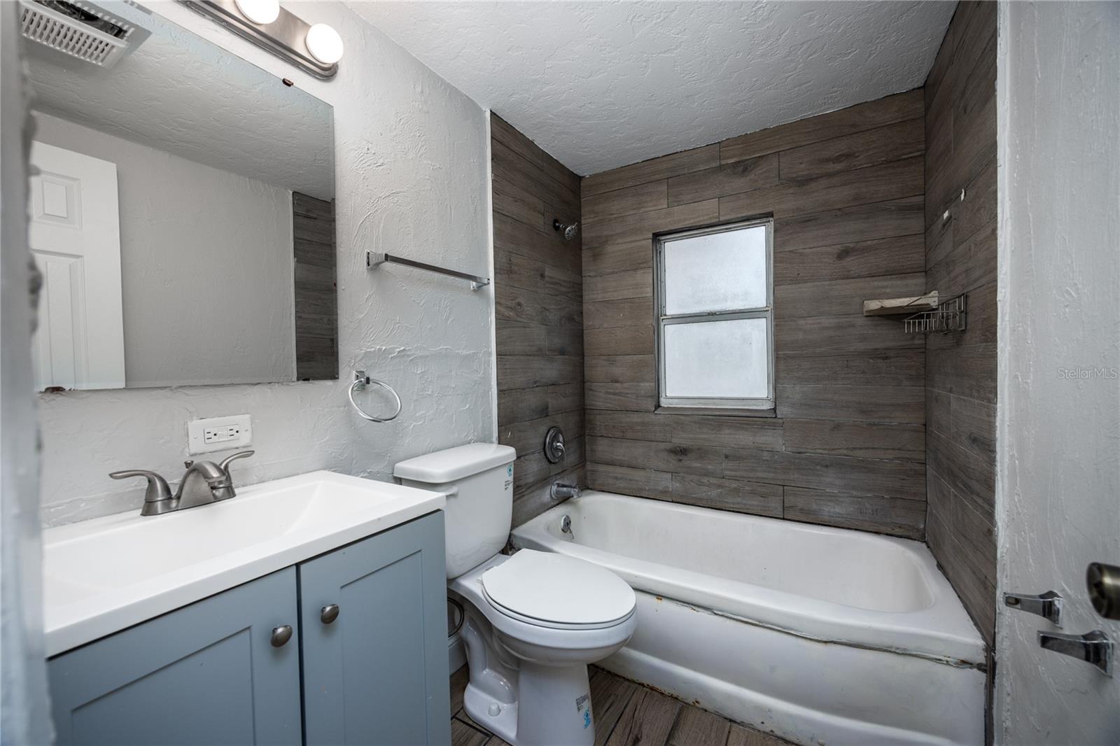 SHADY LAWN ESTATES - Residential Income