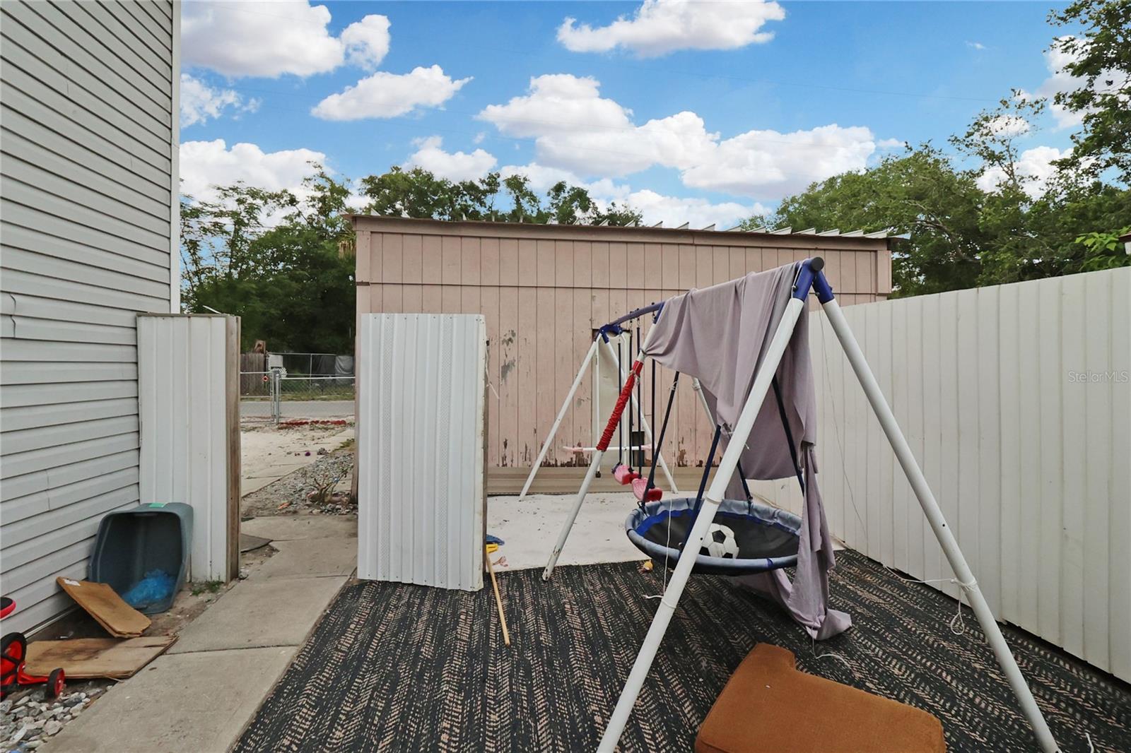 GATEWAY SUB - Residential