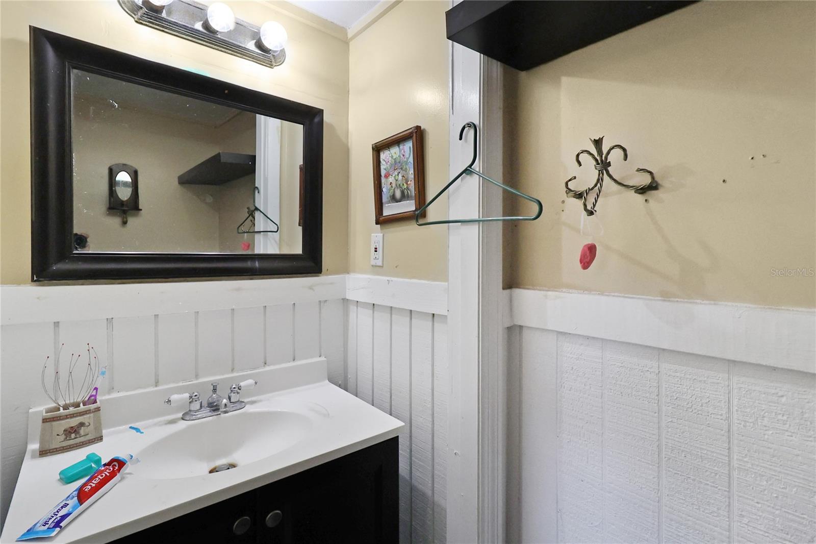 GATEWAY SUB - Residential