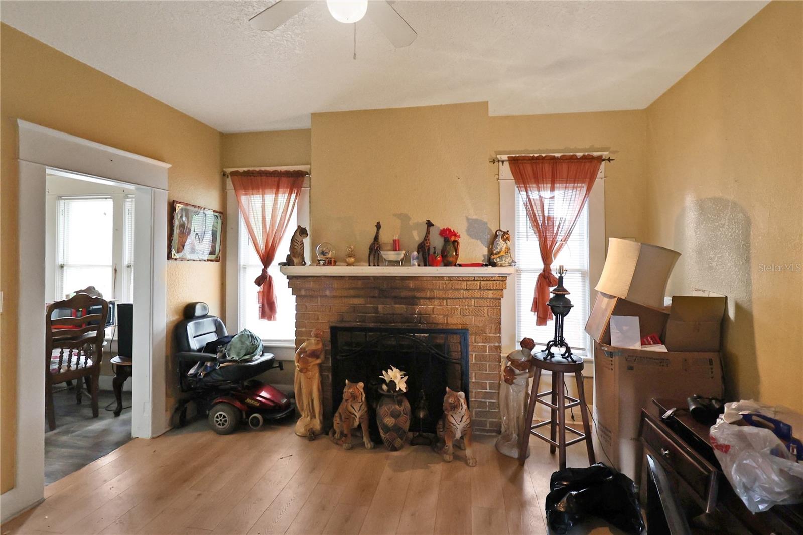 GATEWAY SUB - Residential