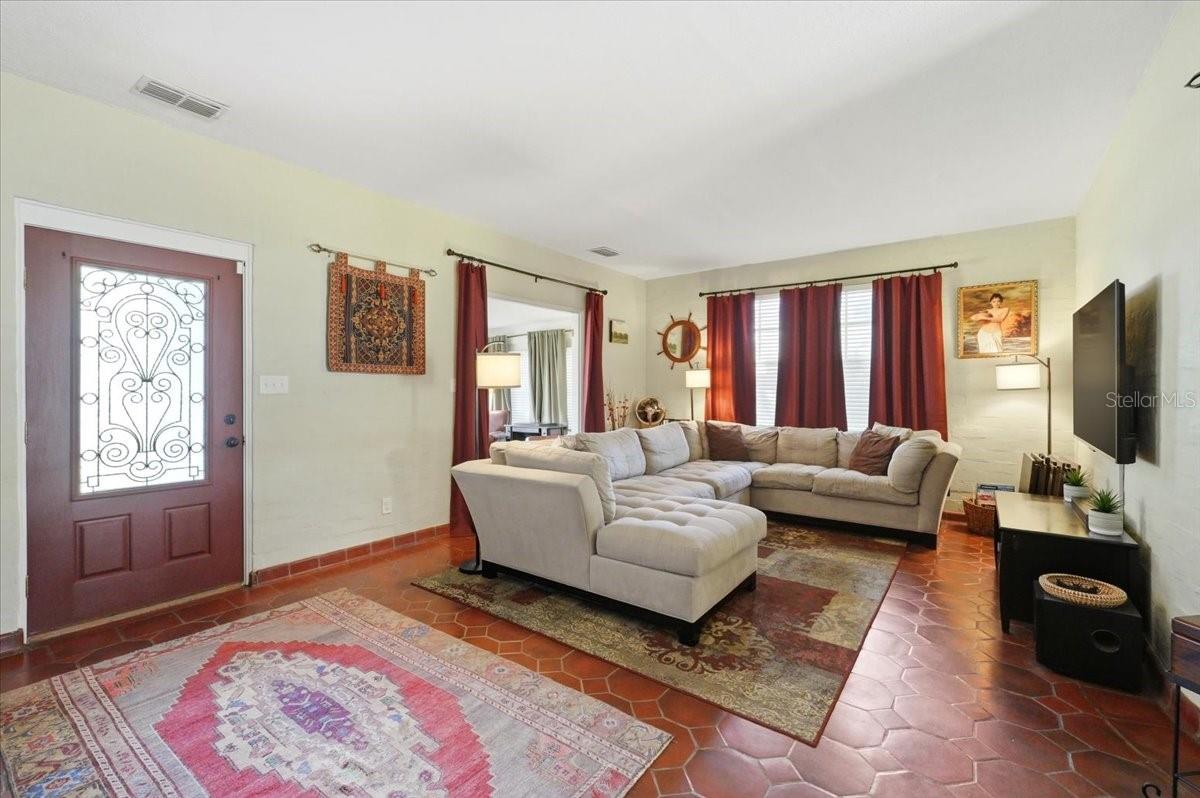 LAKE WALES - Residential