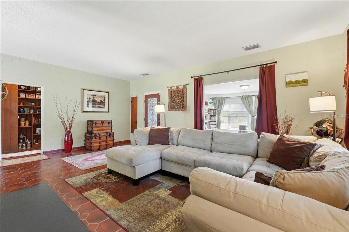 LAKE WALES - Residential