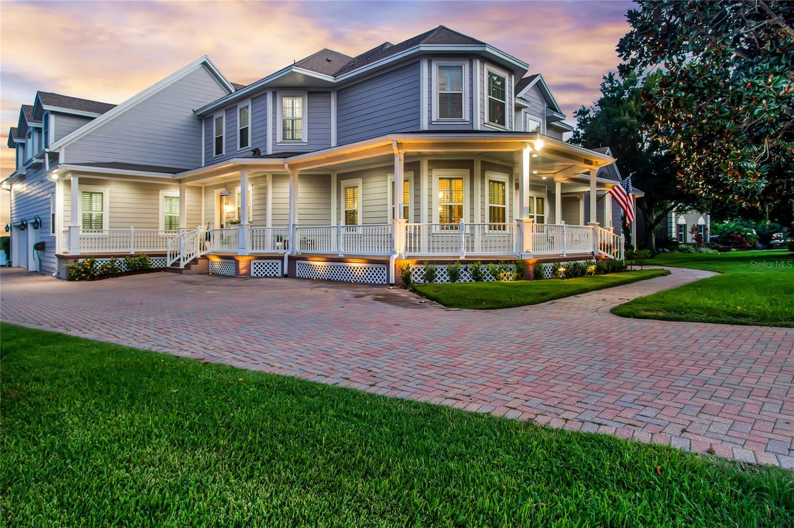 MAGNOLIA POINTE - Residential