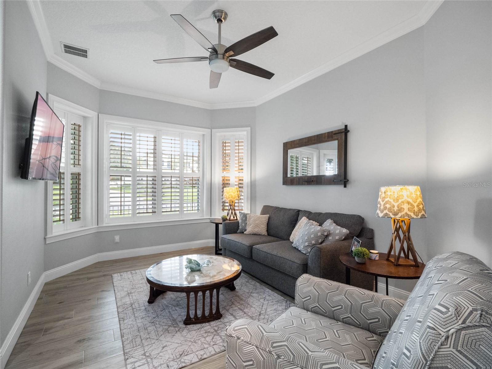 MAGNOLIA POINTE - Residential