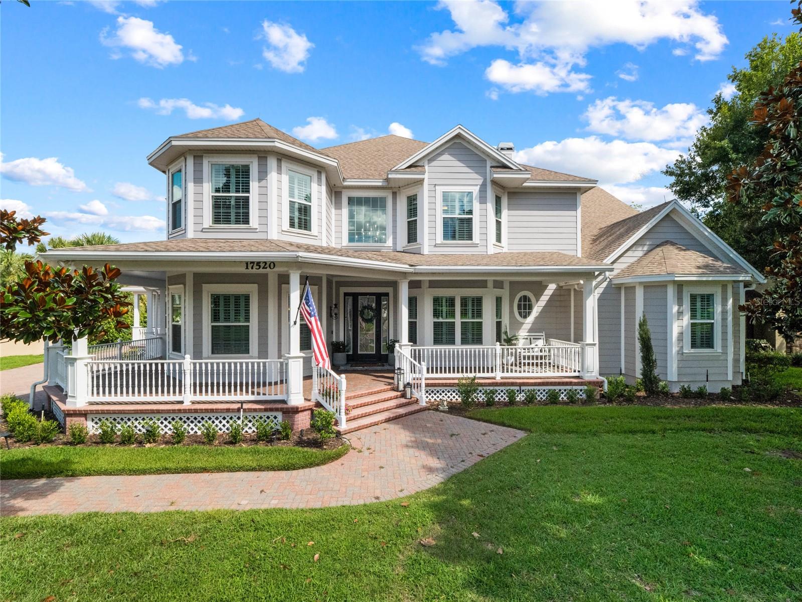 MAGNOLIA POINTE - Residential