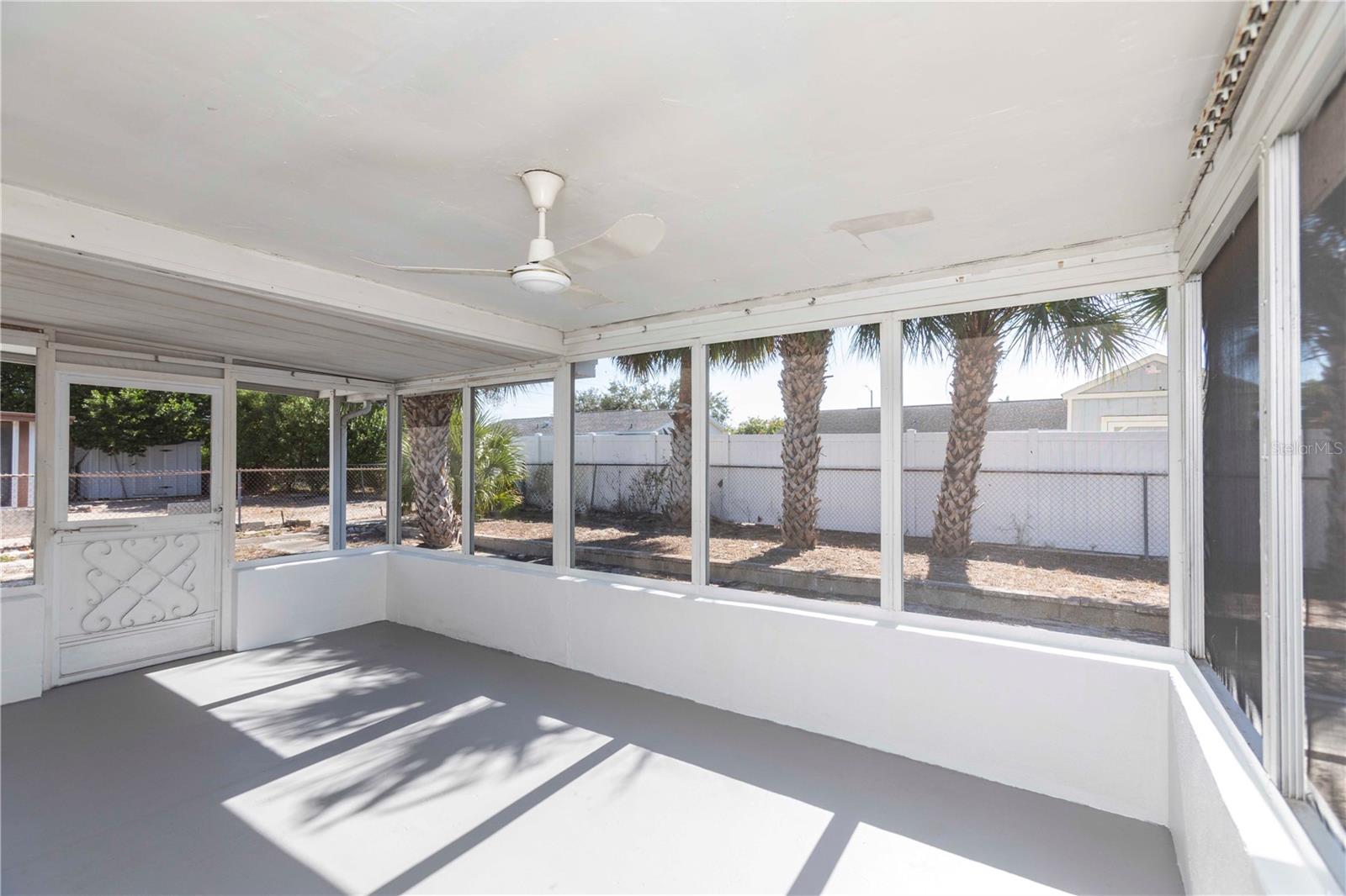 HILLANDALE - Residential