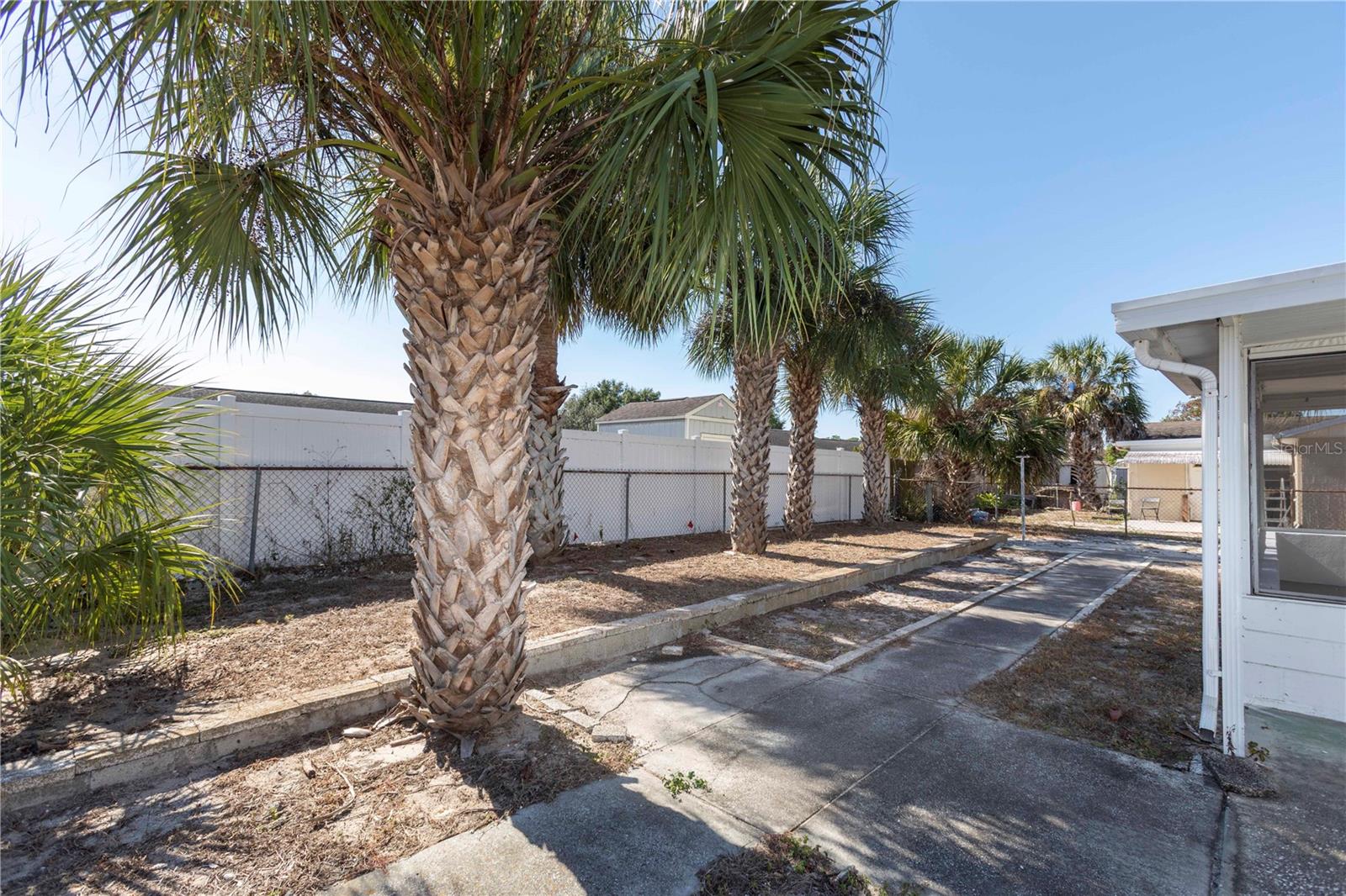 HILLANDALE - Residential