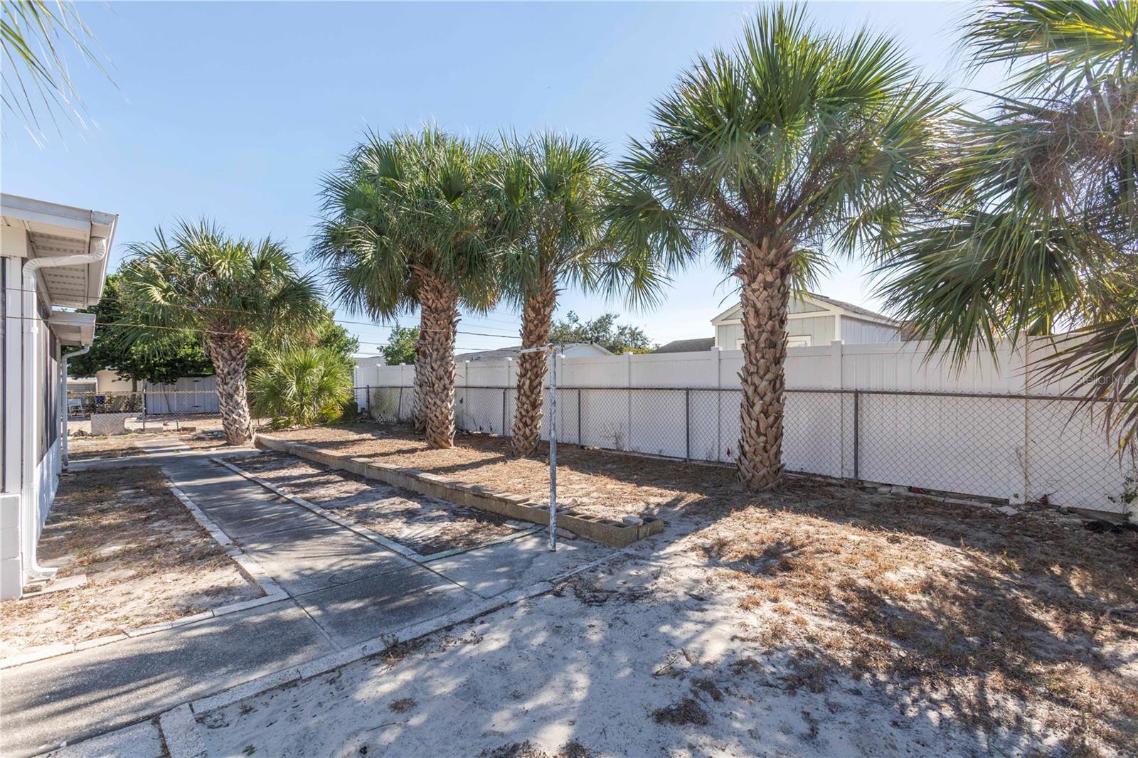 HILLANDALE - Residential