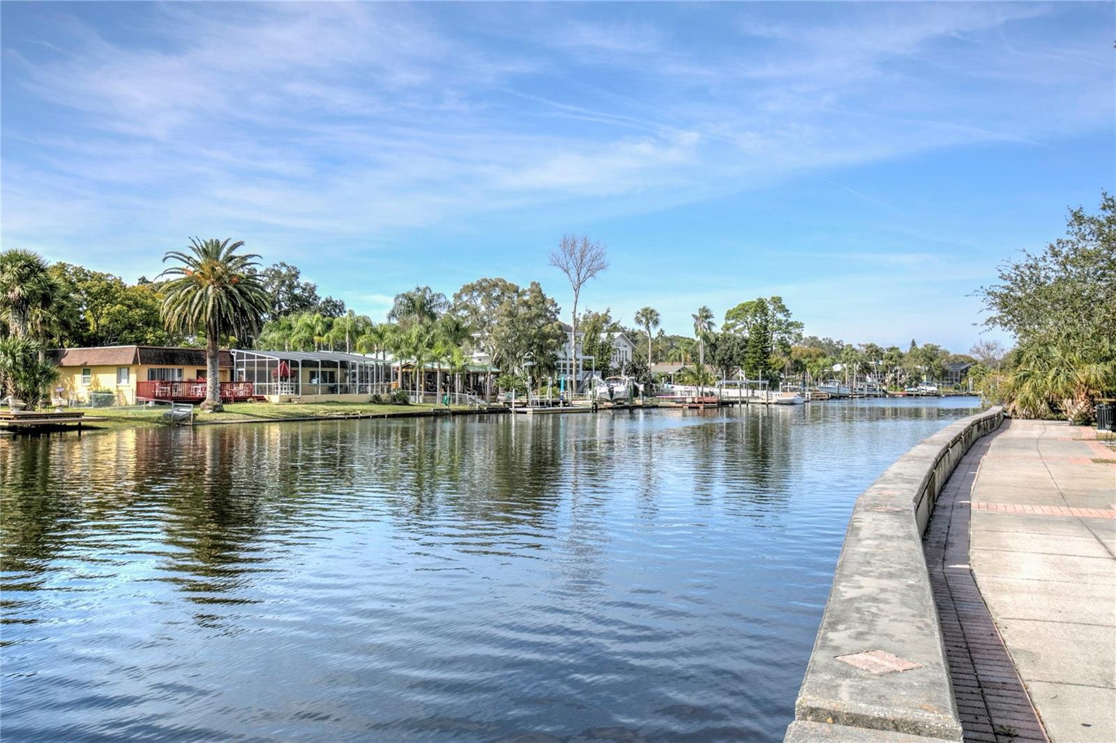 HILLANDALE - Residential