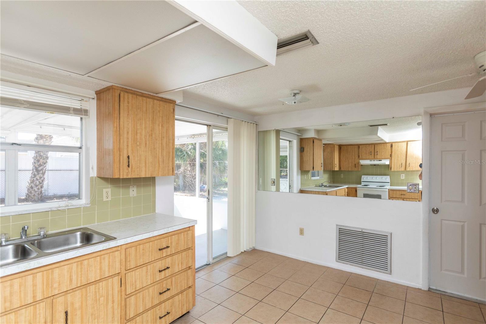 HILLANDALE - Residential