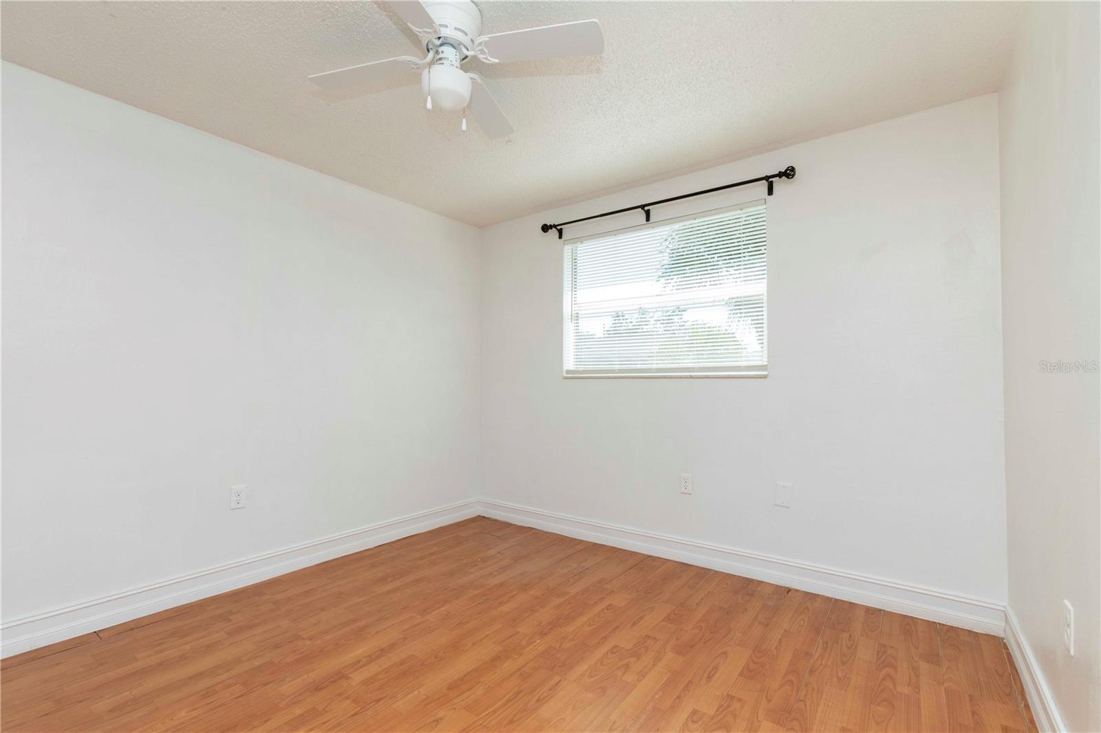 HILLANDALE - Residential