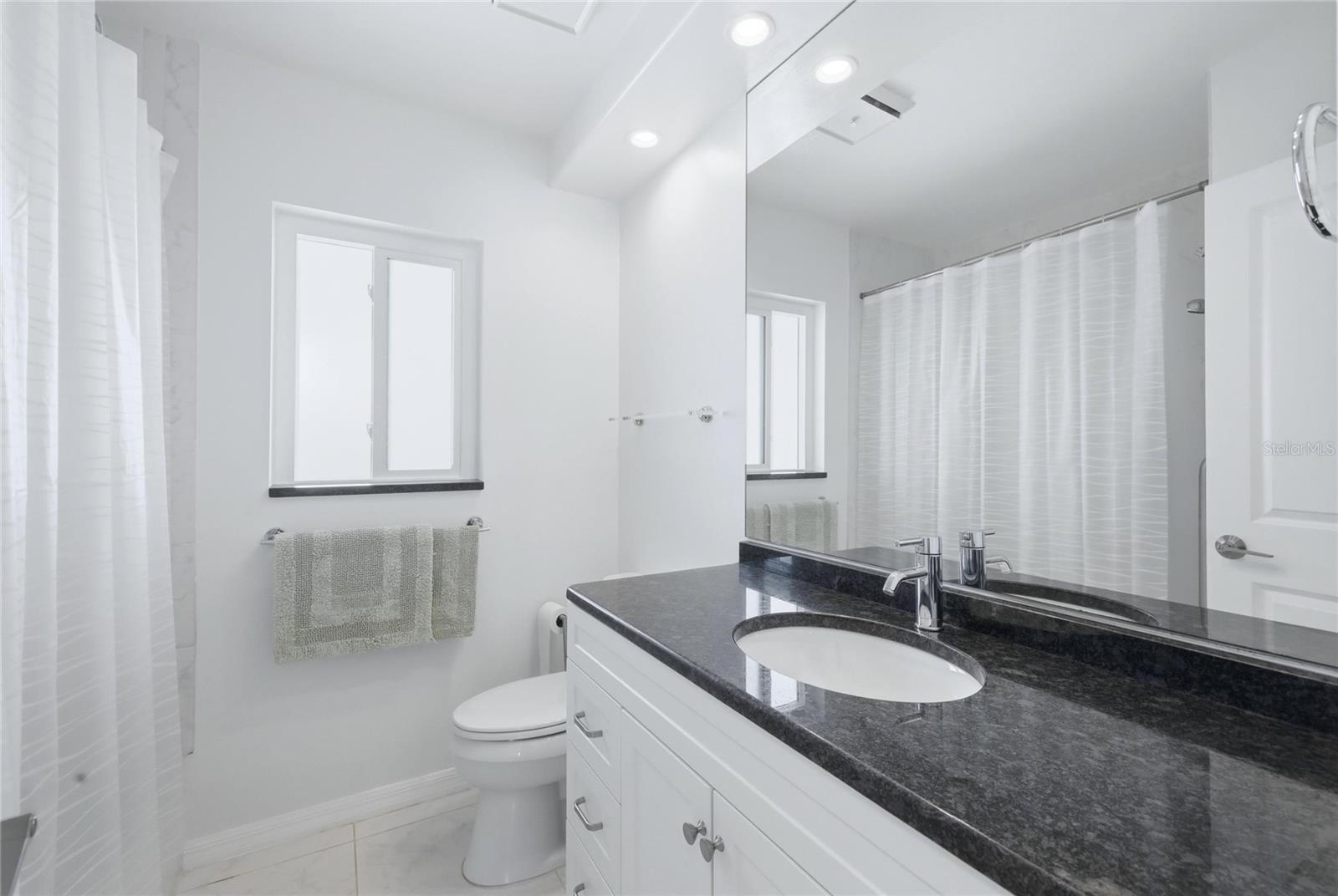 GROVE CITY SHORES - Residential