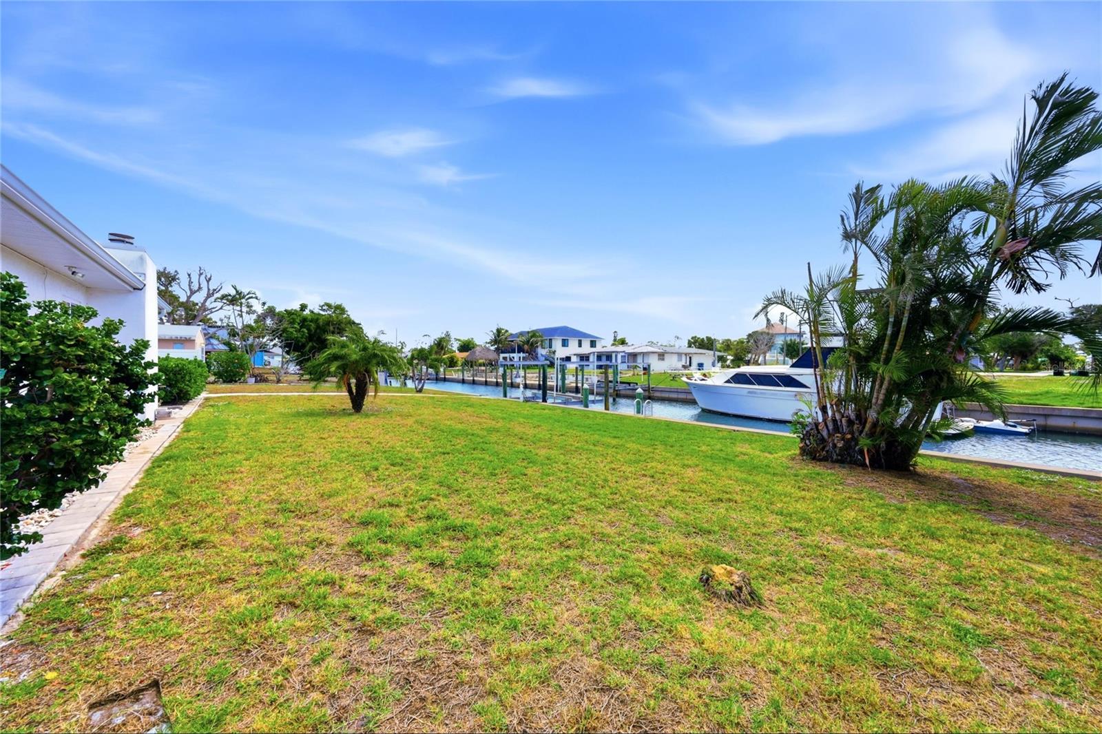 GROVE CITY SHORES - Residential