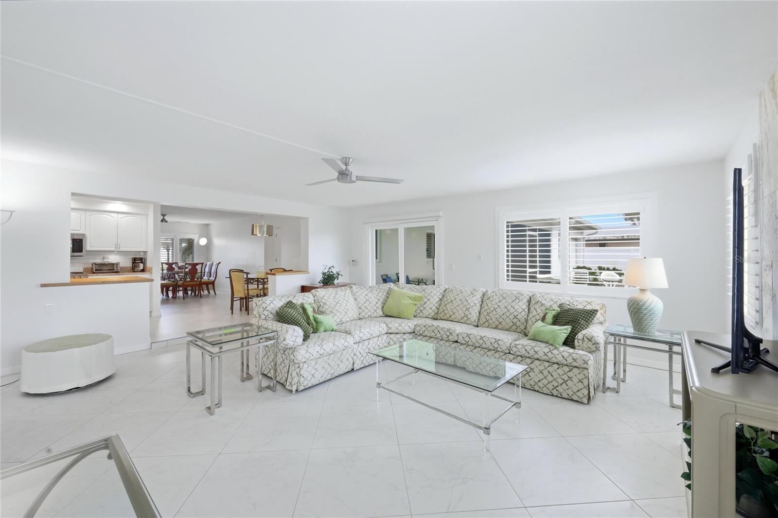 GROVE CITY SHORES - Residential