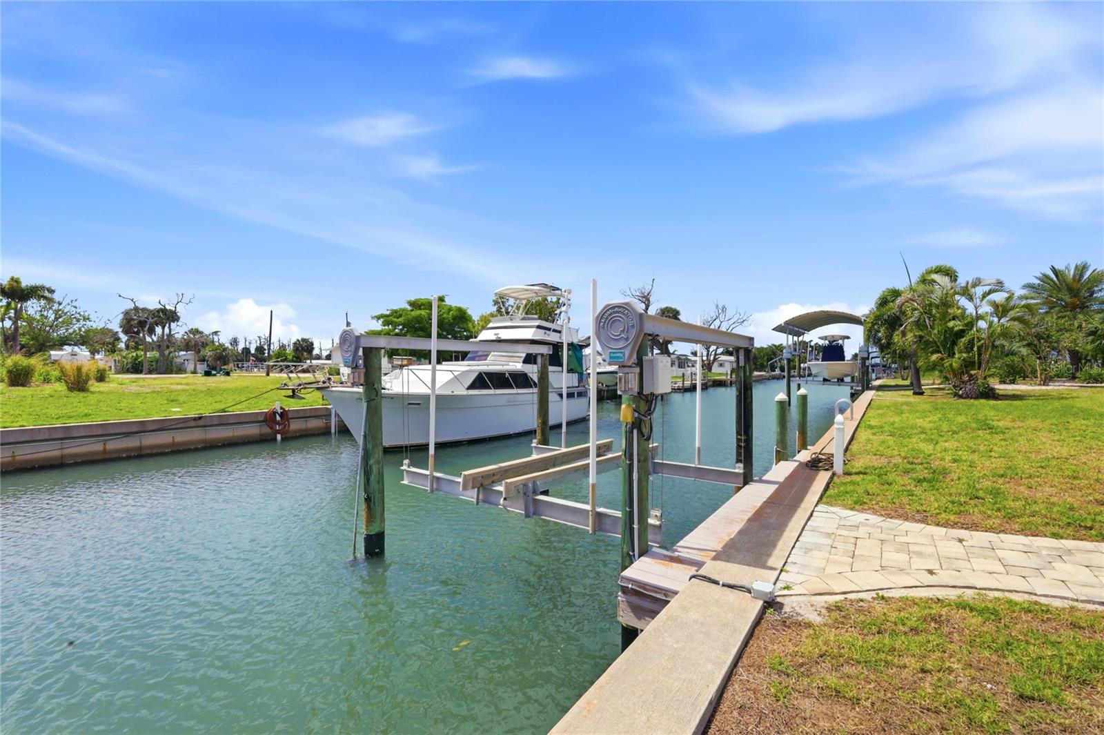 GROVE CITY SHORES - Residential