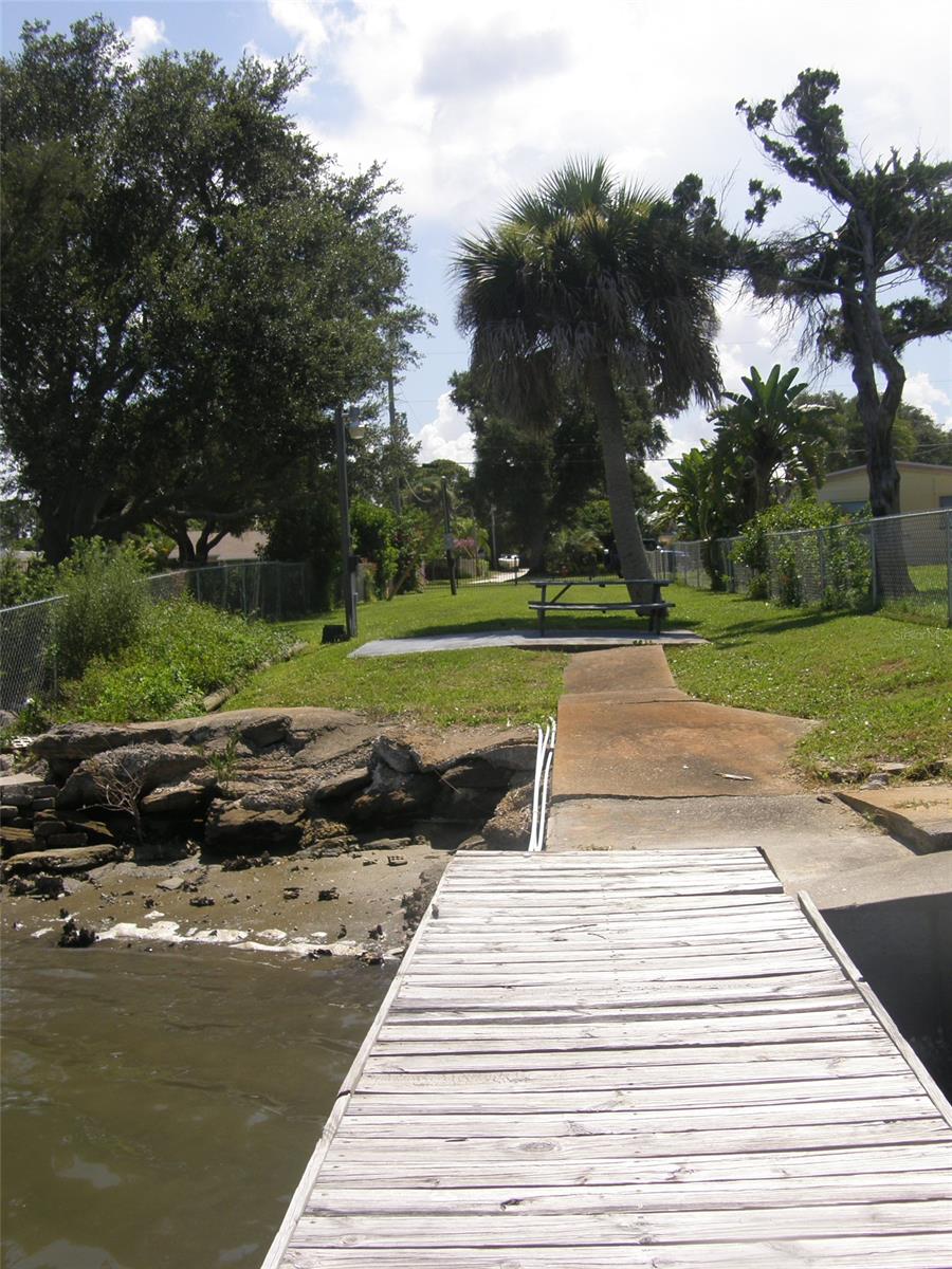 River Edge Resub Lts 02-04 Blk 01 & Lts 03-05 Blk - Residential