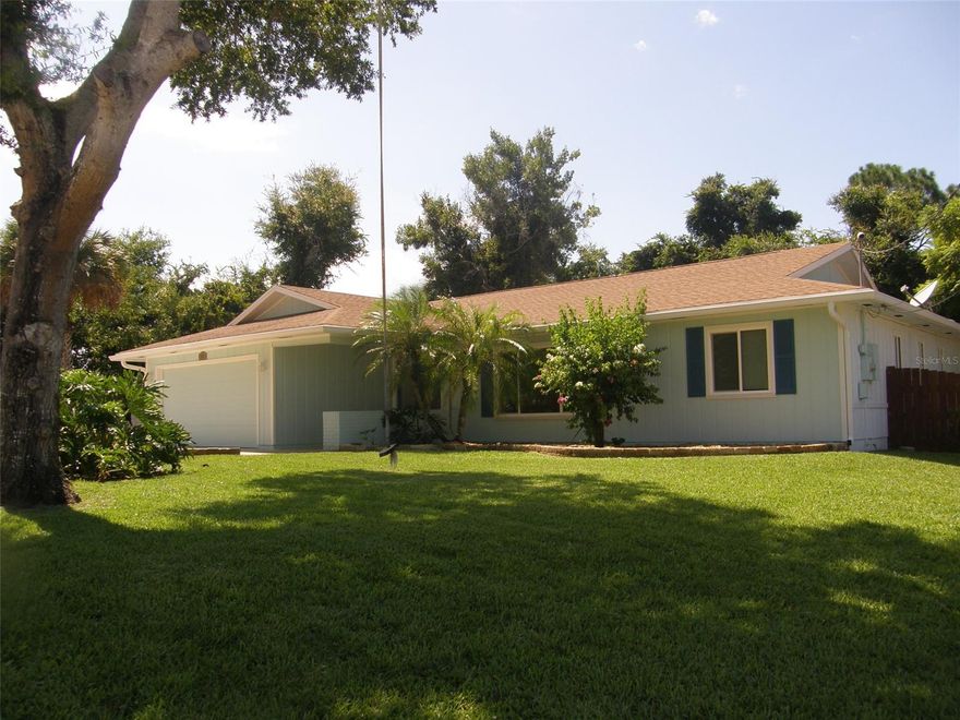 BEAUTIFUL REMODELED POOL HOME that comes with 1/5 interest in BOAT DOCK located directly on the Indian River! This home boast a modern open floor plan with vaulted ceilings, oak floors, high efficiency impact resistant windows, ac installed in March 2019. Custom kitchen with Bosch Benchmark appliances, soft close cabinets and Gorgeous Cambria Countertops! Butcher block island with under counter refrigerator.  Master suite has oak floors with large master bath which includes double sink, seperate shower and Bain Ultra air jet tub with designer tile. Custom window treatments and security system. Home is located at the end of Lincoln Rd with  coquina shell road with no need to worry about traffic for children or pets. Two Car garage with a large 3 pad driveway to store your Boat or Rv. 
Put this beautiful home on your list of "must see homes" today and don't loose the opportunity to have access to the intracoastal waterway for this price! ;Water: City