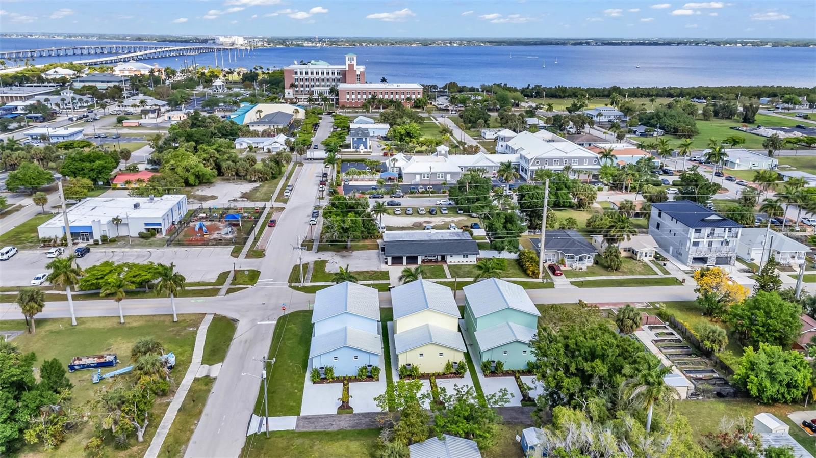 PUNTA GORDA - Residential Income