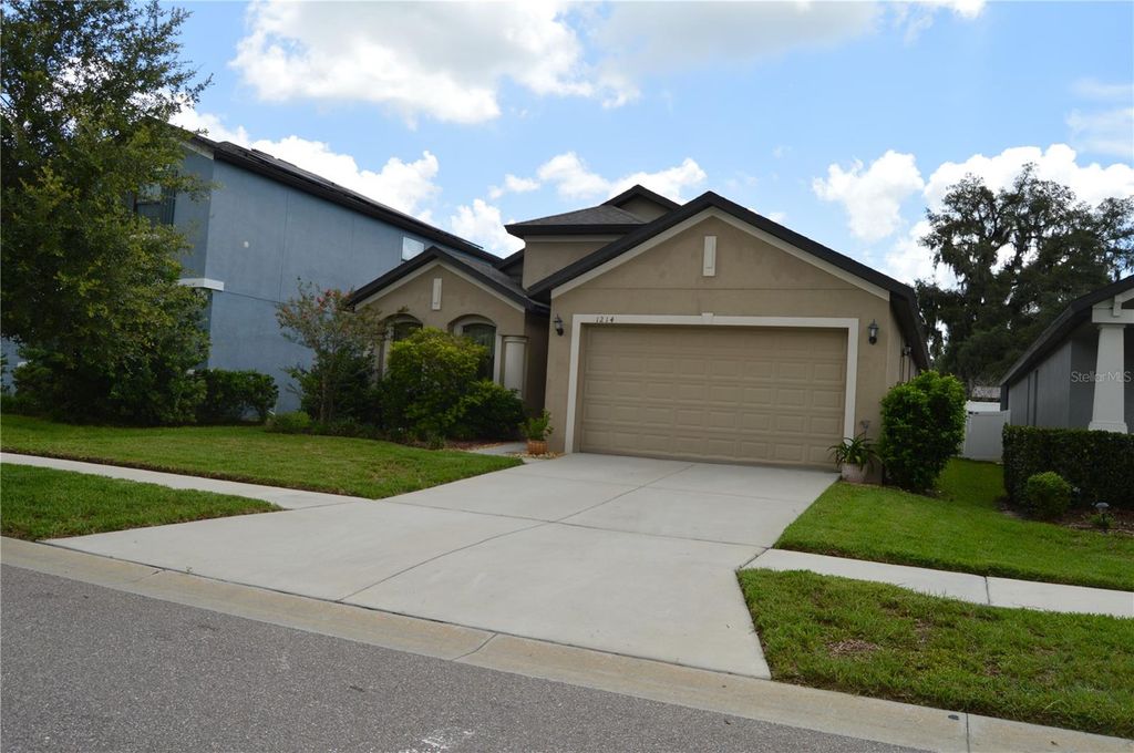 Photo of 1214 Florablu Drive, Seffner, FL 33584 (MLS # W7887502)