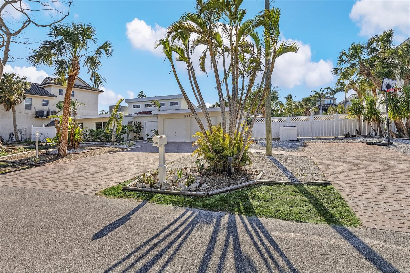 5430 AVENIDA DEL MARE