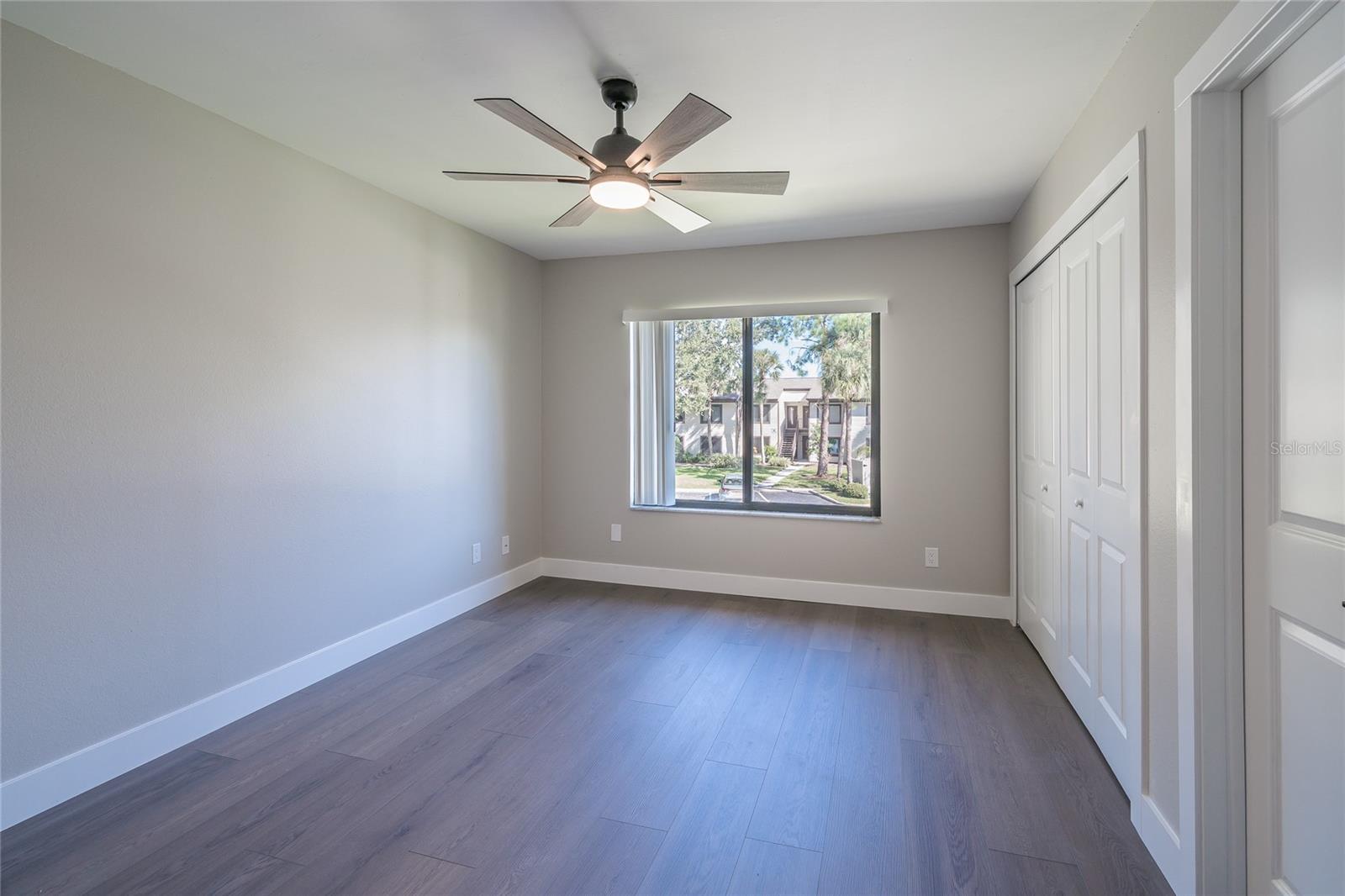 MOORINGS THE CONDO - Residential Lease