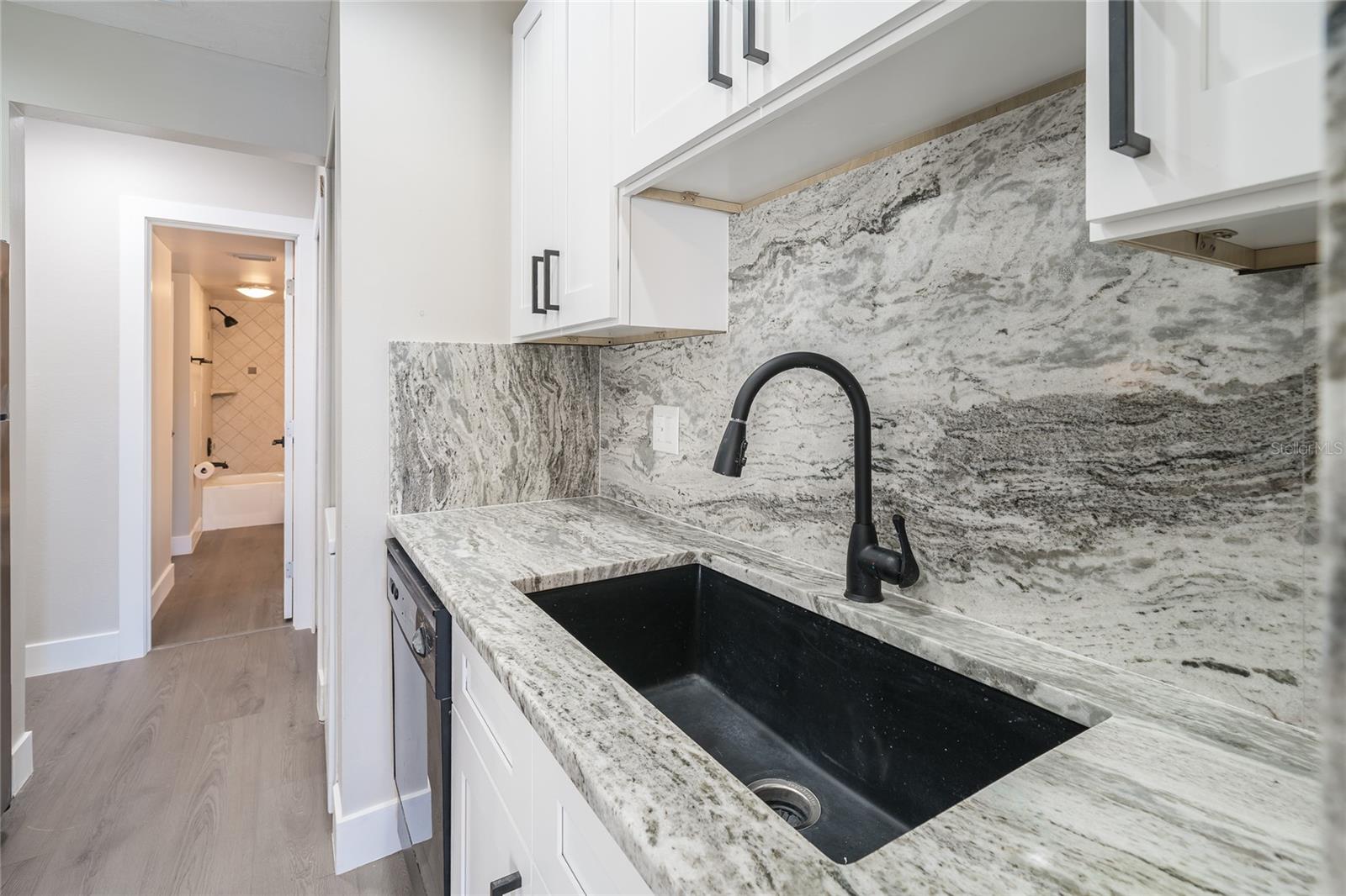 MOORINGS THE CONDO - Residential Lease