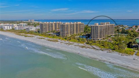 A home in LONGBOAT KEY