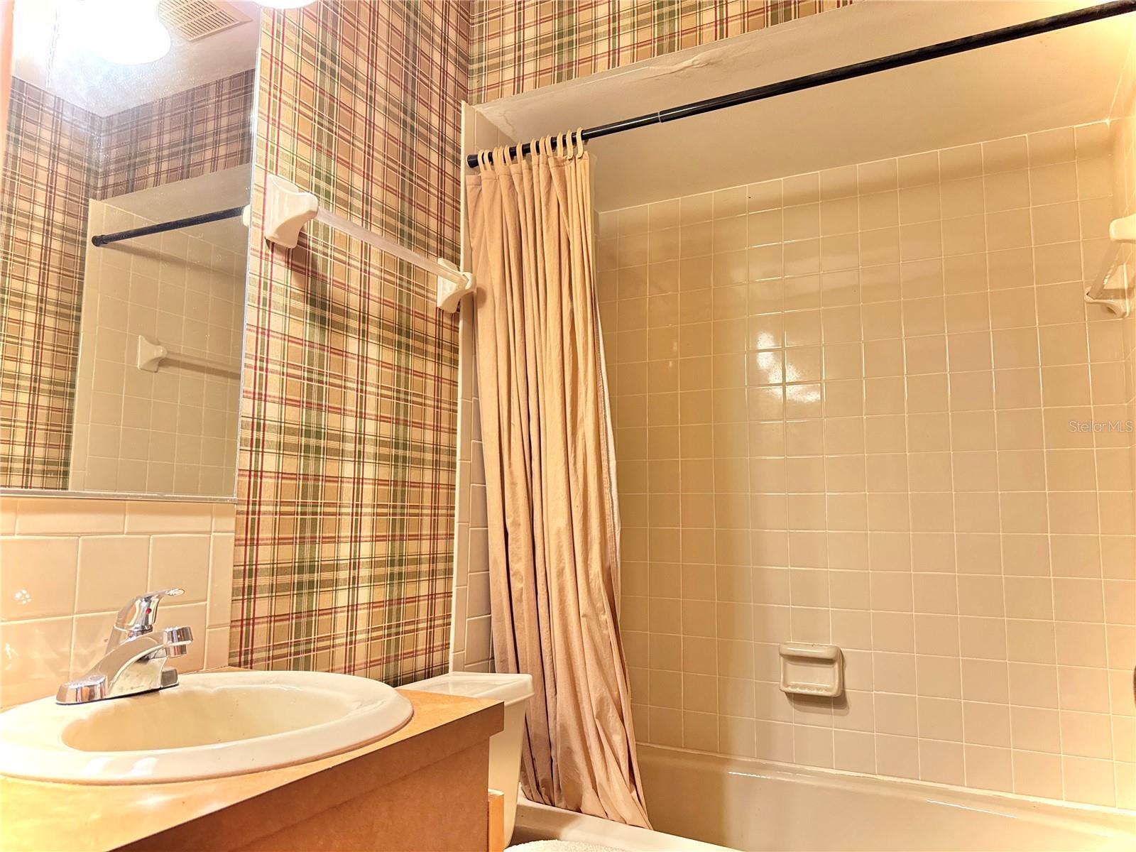 SABAL KEY UNIT 2 - Residential