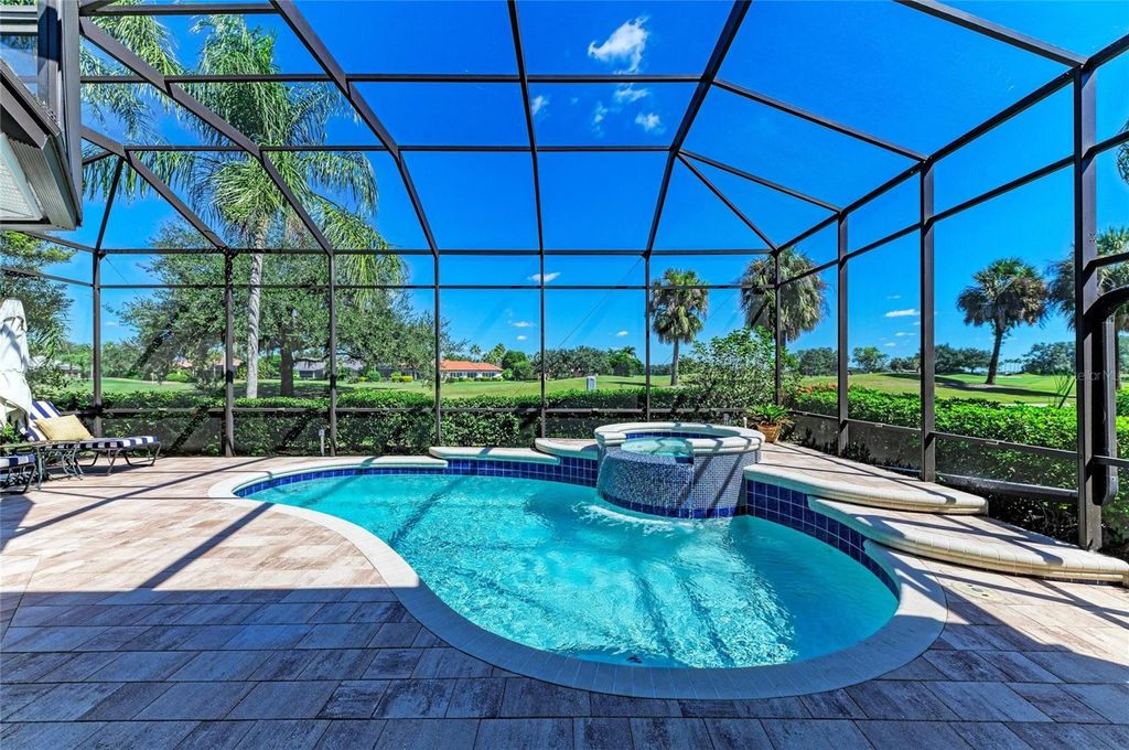 Photo of 7131 Sandhills Place, Lakewood Ranch, FL 34202 (MLS # A4668648)