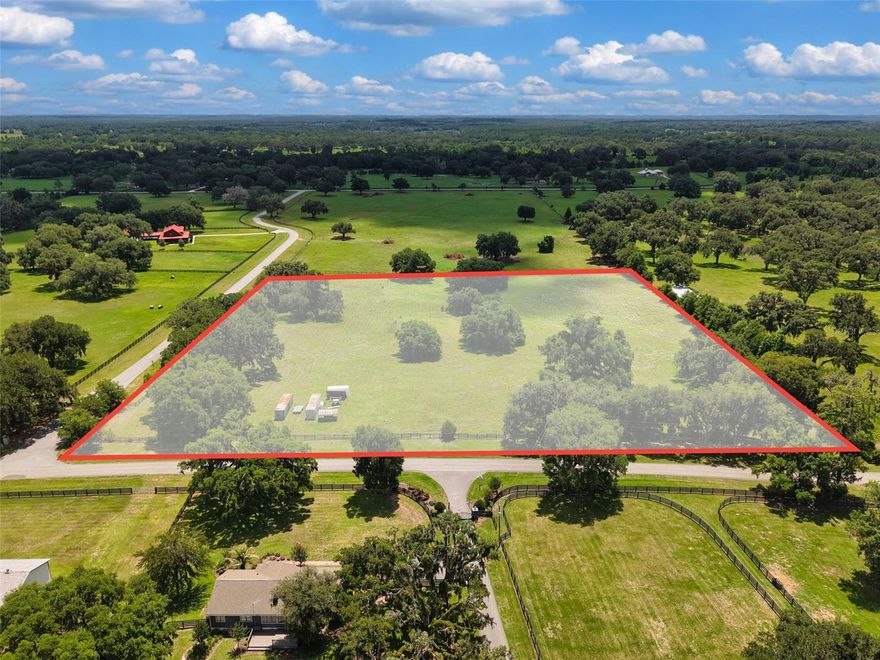 10 ACRES FOR SALE IN THE HEART OF CENTRAL FLORIDA HORSE COUNTRY. Welcome to Paradise Farm….A beautiful gated equestrian community offering privacy, beauty and an unbeatable location. Pretty doesn’t begin to describe this property—from the rolling green pastures to the majestic granddaddy oaks, this land offers unlimited potential for your dream country home or future horse farm. 
Paradise Farm features a beautiful, gated entry with paved roads and underground utilities. The entire development consists of only 24 ten-acre lots and is surrounded by custom homes and top-tier horse properties. Located less than 5 miles from HITS and just 15 minutes to the  World Equestrian Center, you will be in the heart of the “Horse Capital of the World.” Only 10 miles from Williston and conveniently located between Gainesville and Ocala, with easy access to US 27. If you’ve been searching for Ocala horse property or acreage in an exclusive gated equestrian community, this is the opportunity to build your dream in one of Central Florida’s most desirable developments.