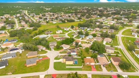 A home in POINCIANA