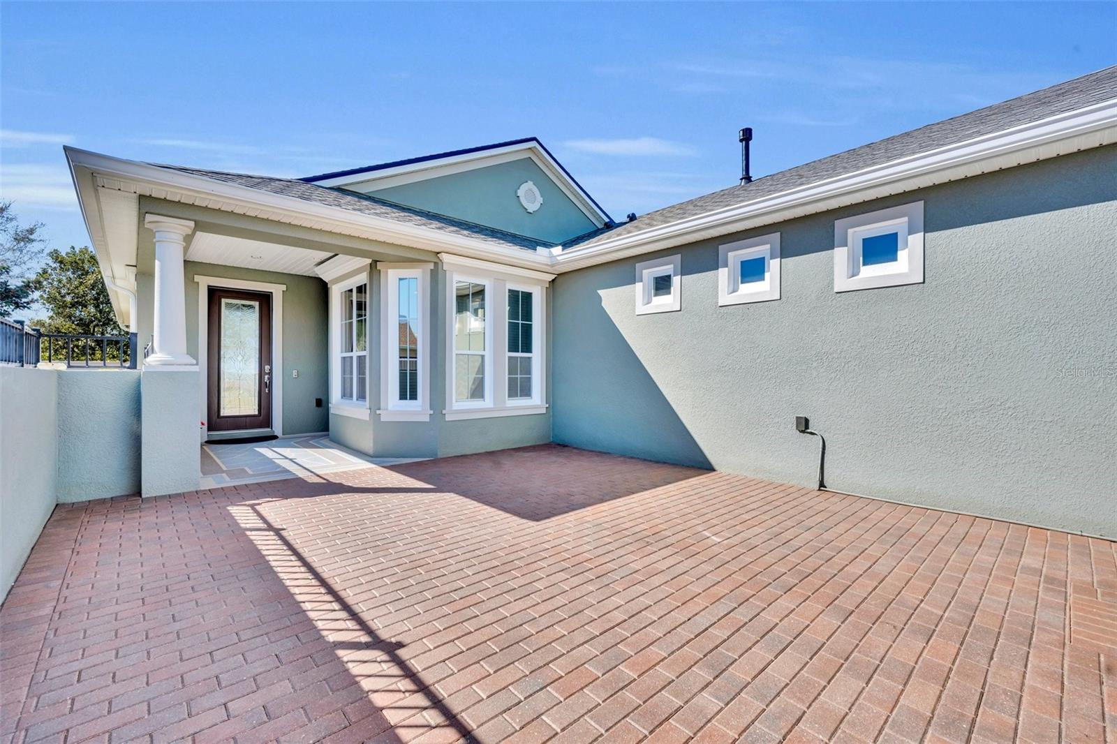 341 SILVER MAPLE ROAD