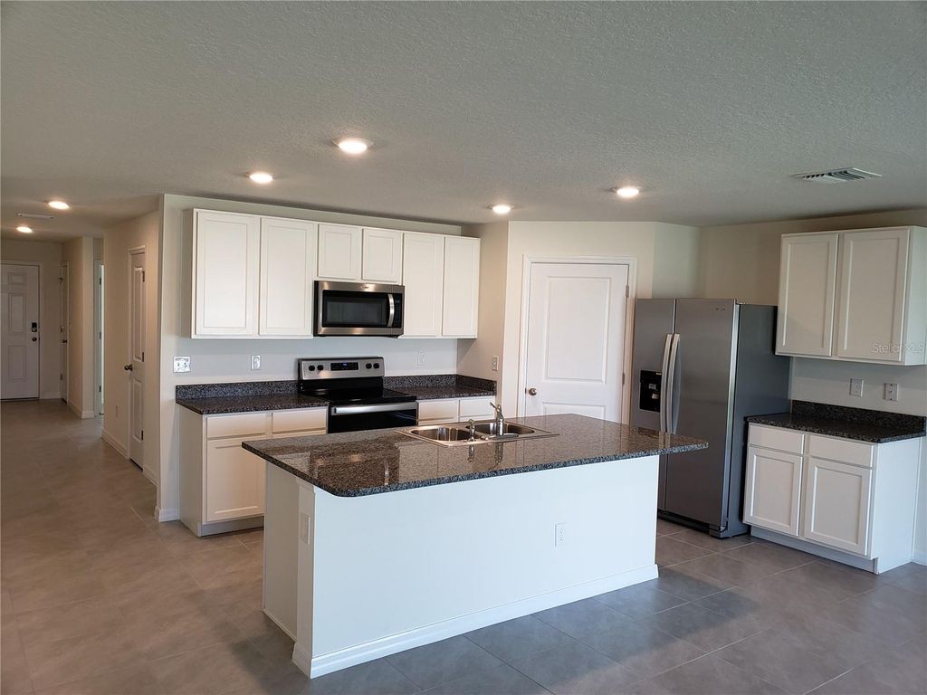 Photo of 12207 Kingsley Trail, Parrish, FL 34219 (MLS # A4681380)