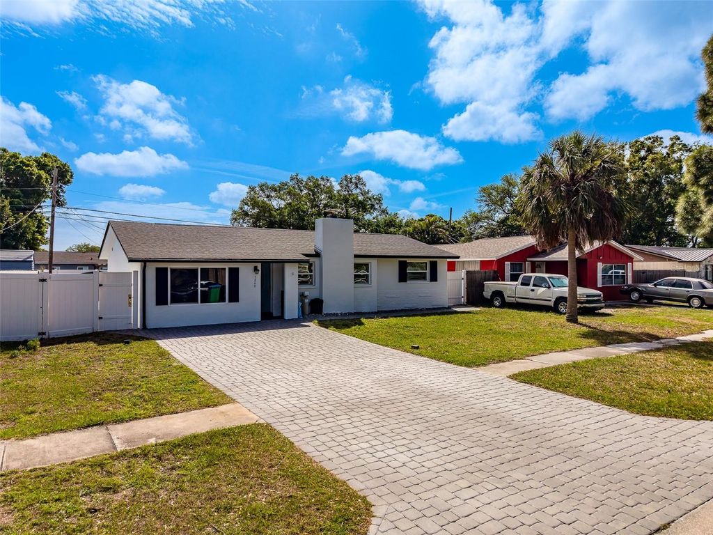 Photo of 7849 86th Way N, Seminole, FL 33777 (MLS # TB8492789)