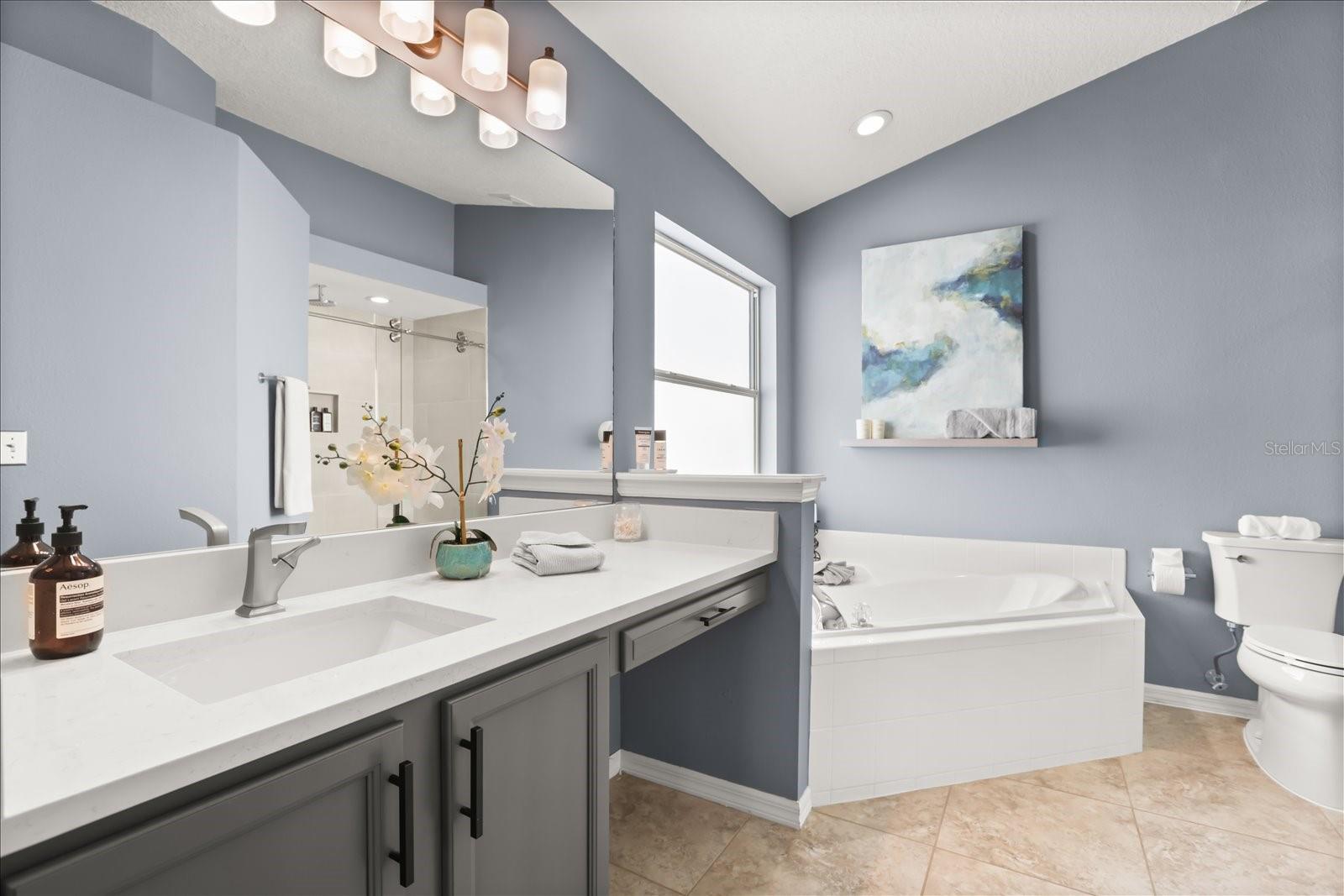 COUNTRY CLUB PARK PH 3 - Residential