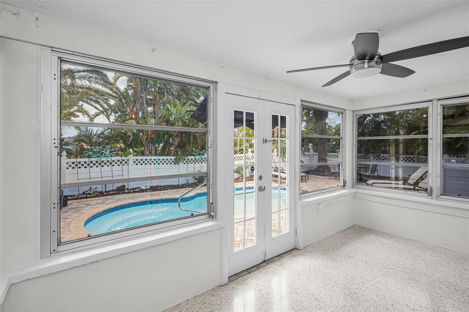 ST PETERSBURG BEACH REP - Residential