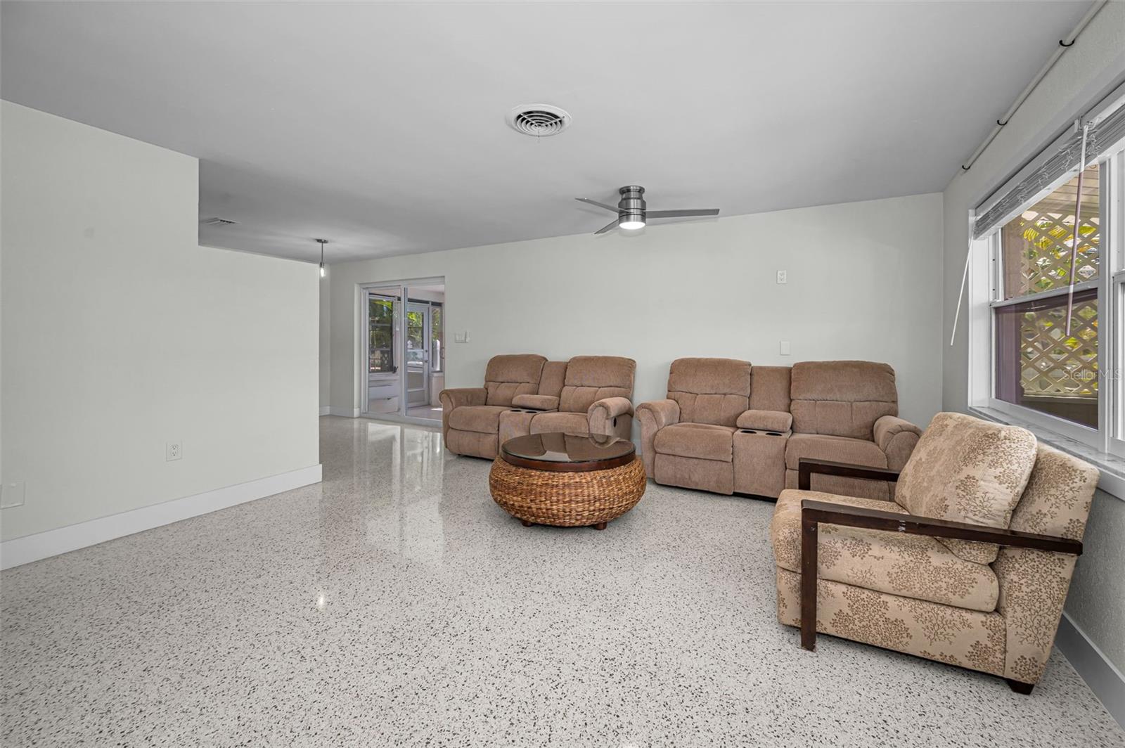ST PETERSBURG BEACH REP - Residential