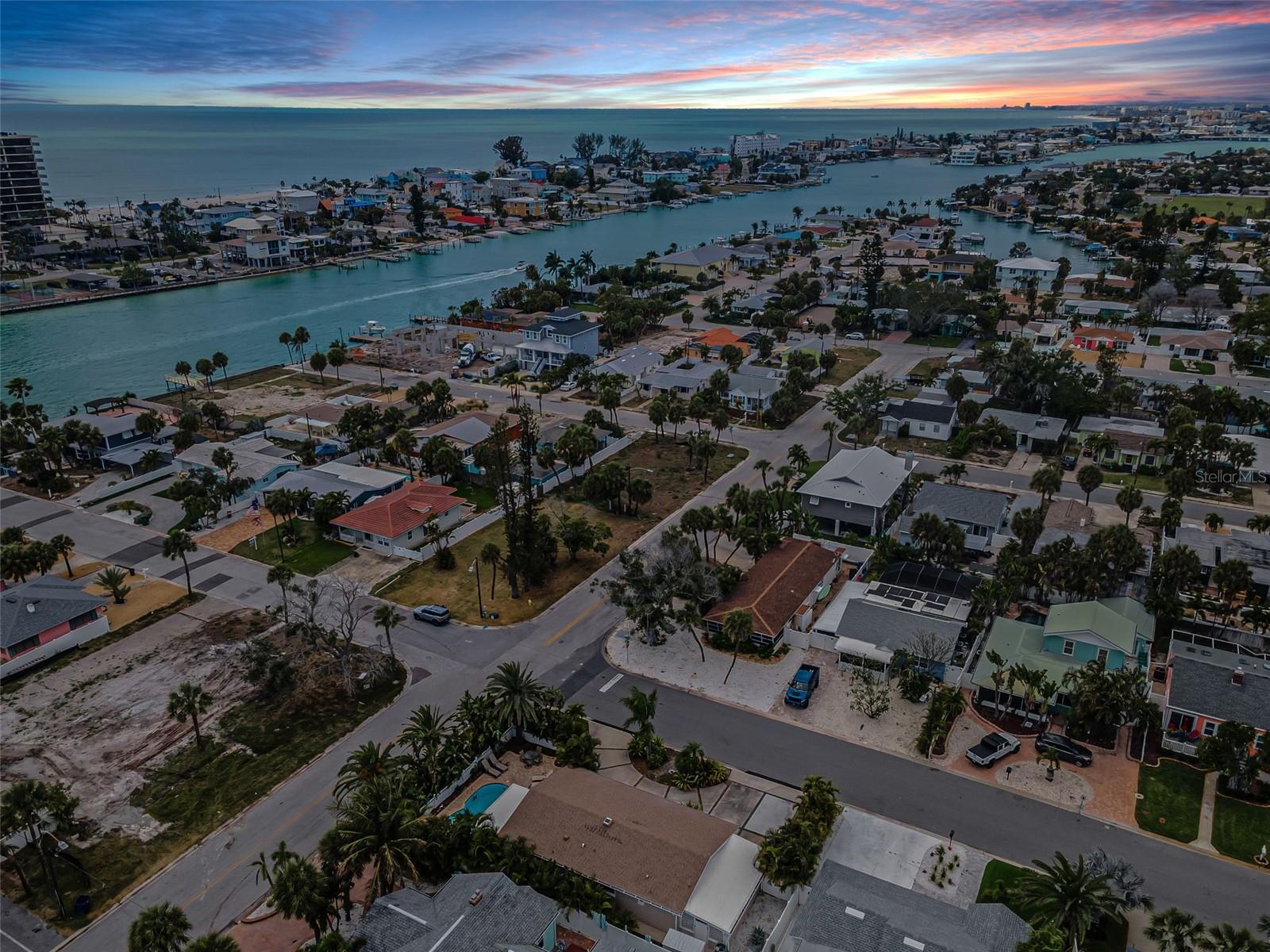 ST PETERSBURG BEACH REP - Residential