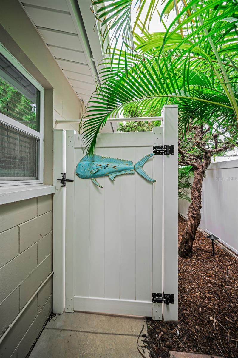 ST PETERSBURG BEACH REP - Residential