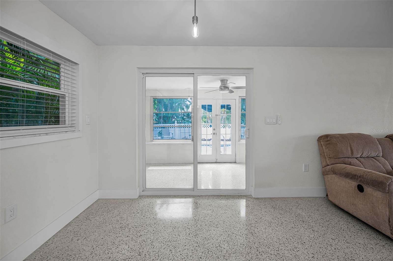 ST PETERSBURG BEACH REP - Residential