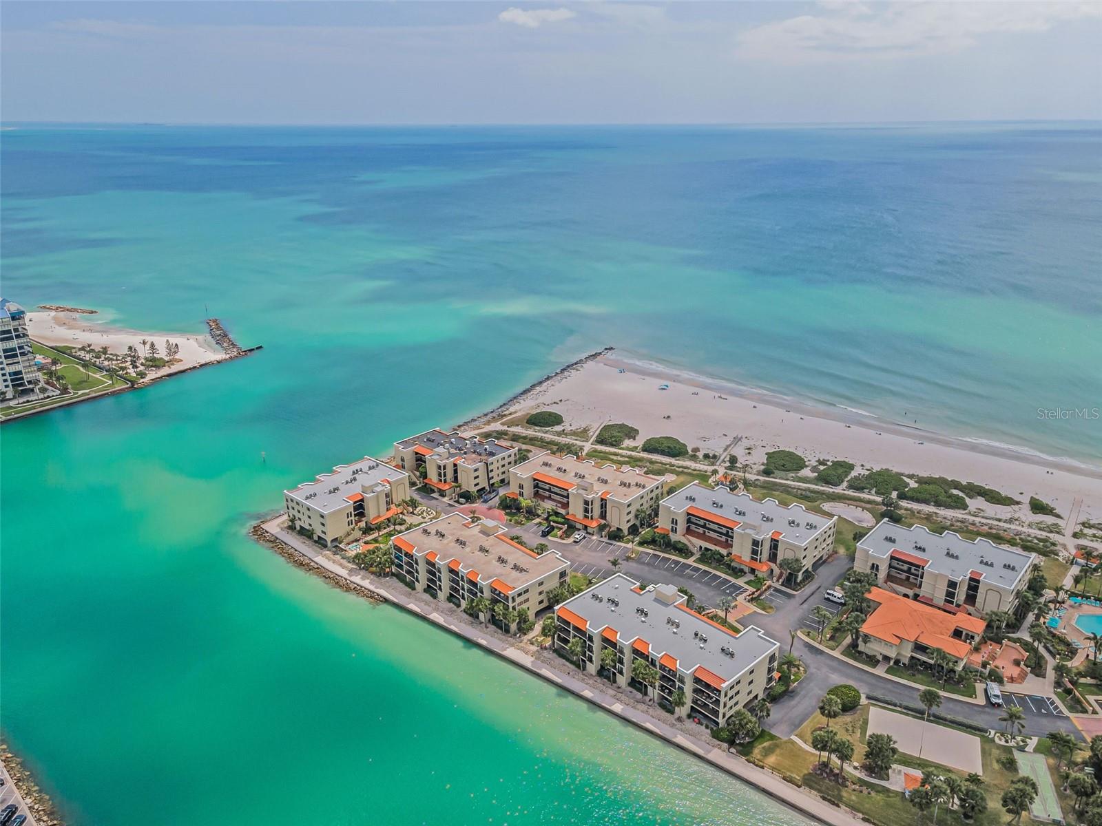 ST PETERSBURG BEACH REP - Residential